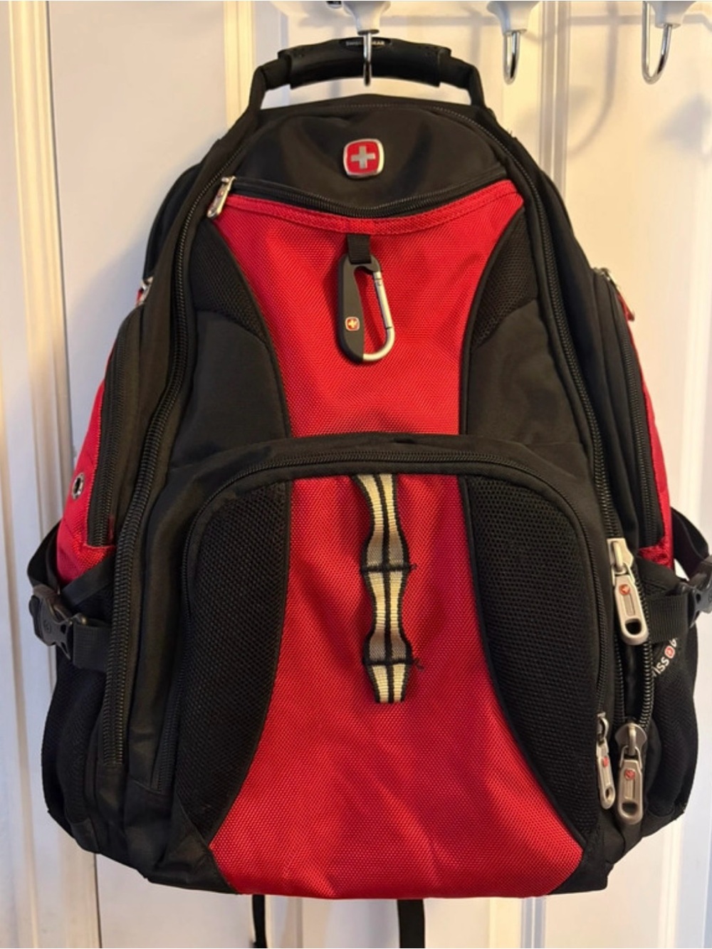 SwissGear 1900 ScanSmart 17โ Laptop Travel Backpack Red/Black